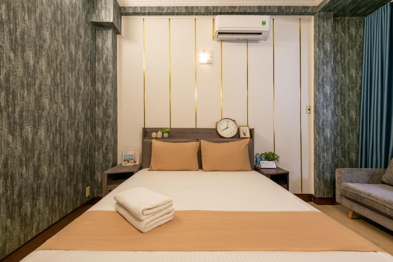 Cozrum Homes - Delightful Corner 2 ホーチミン市 エクステリア 写真