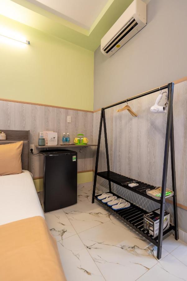 Cozrum Homes - Delightful Corner 2 ホーチミン市 エクステリア 写真