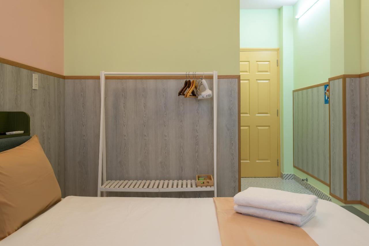Cozrum Homes - Delightful Corner 2 ホーチミン市 エクステリア 写真
