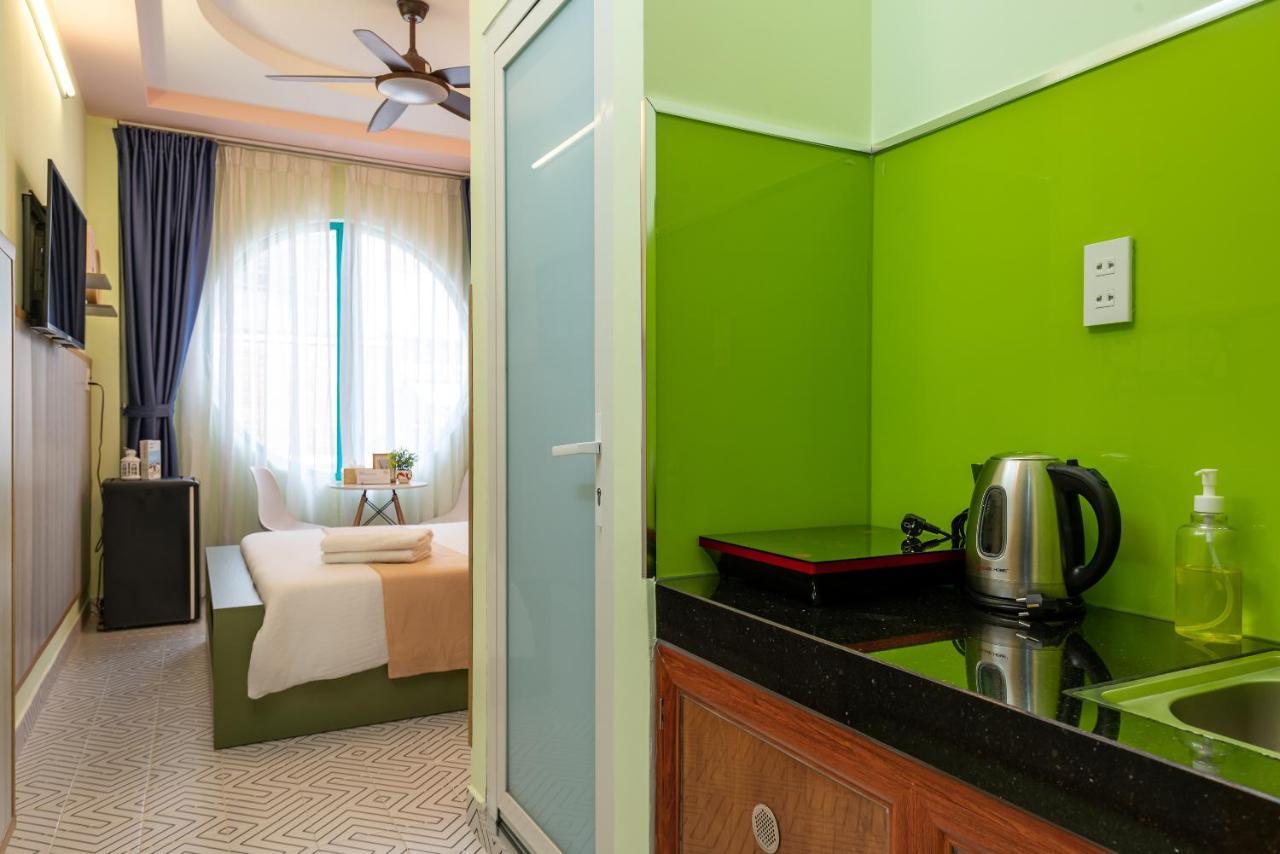 Cozrum Homes - Delightful Corner 2 ホーチミン市 エクステリア 写真
