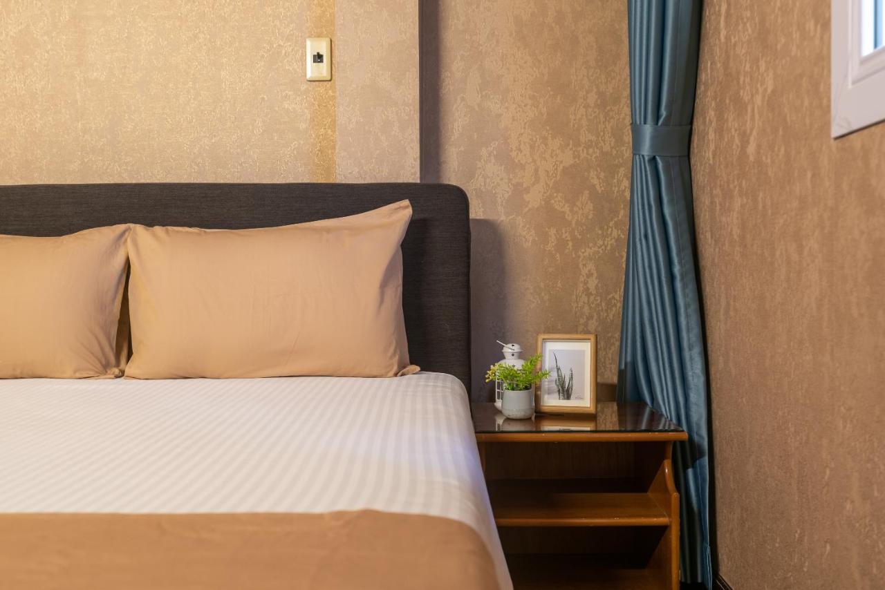 Cozrum Homes - Delightful Corner 2 ホーチミン市 エクステリア 写真