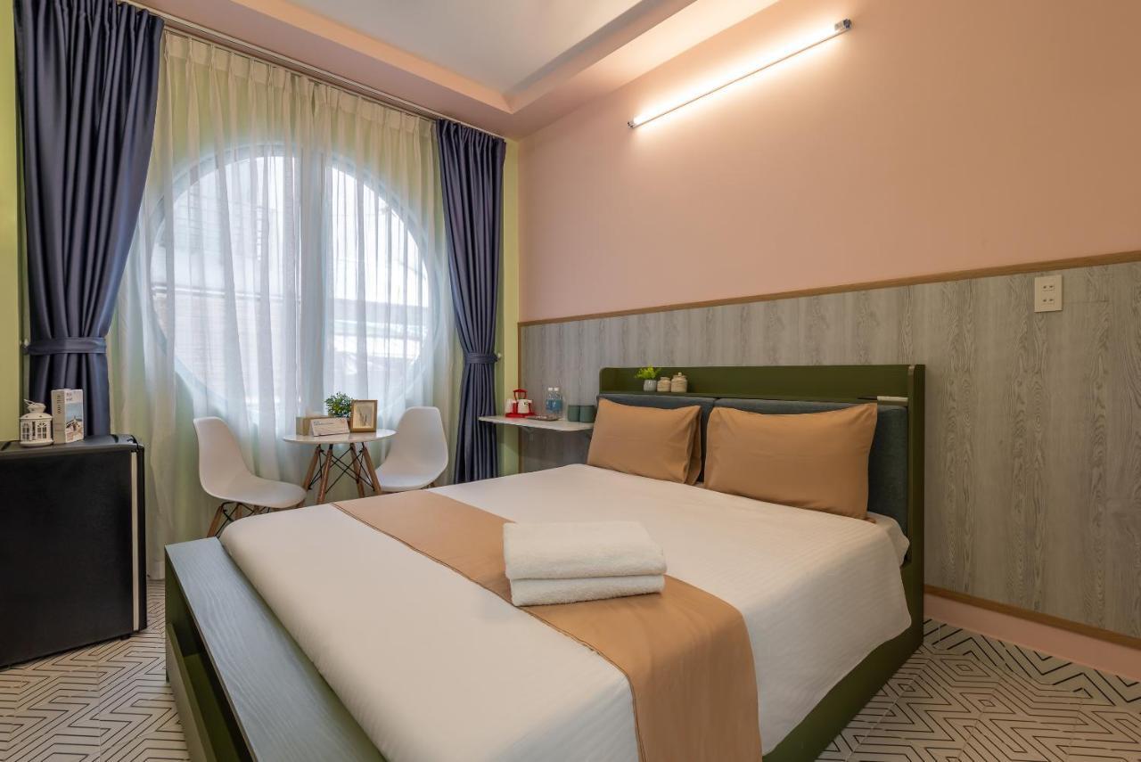 Cozrum Homes - Delightful Corner 2 ホーチミン市 エクステリア 写真