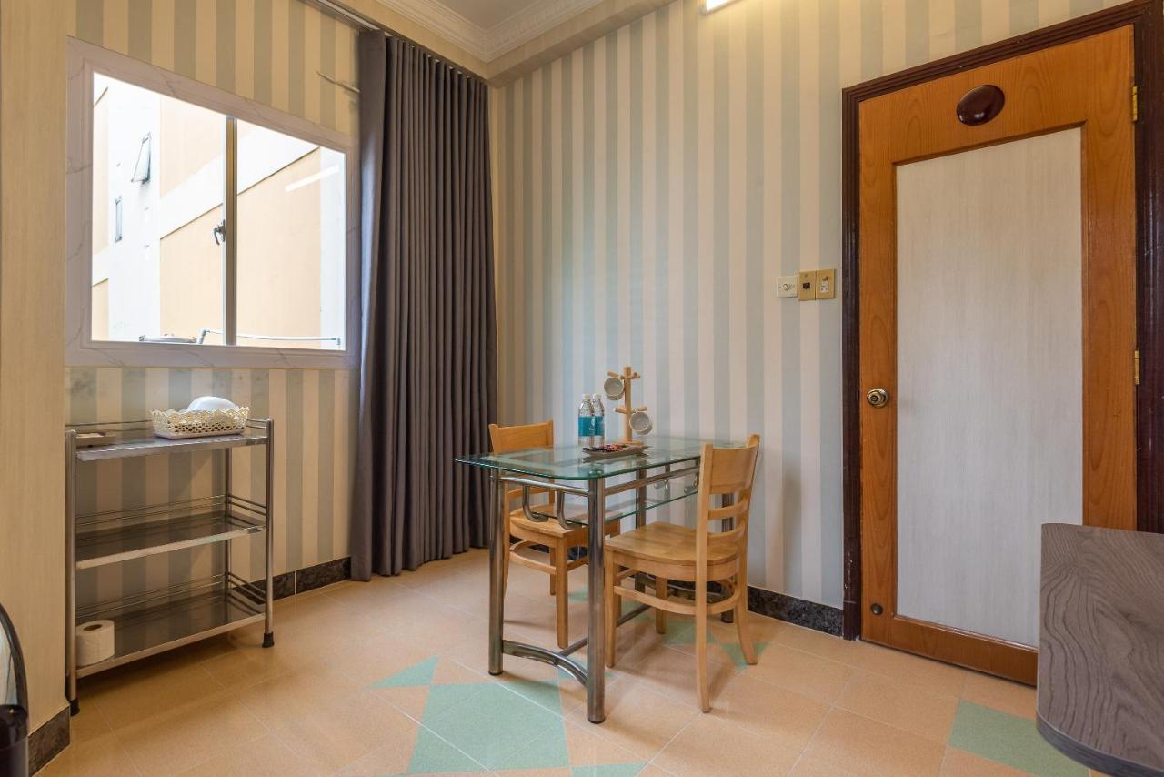 Cozrum Homes - Delightful Corner 2 ホーチミン市 エクステリア 写真