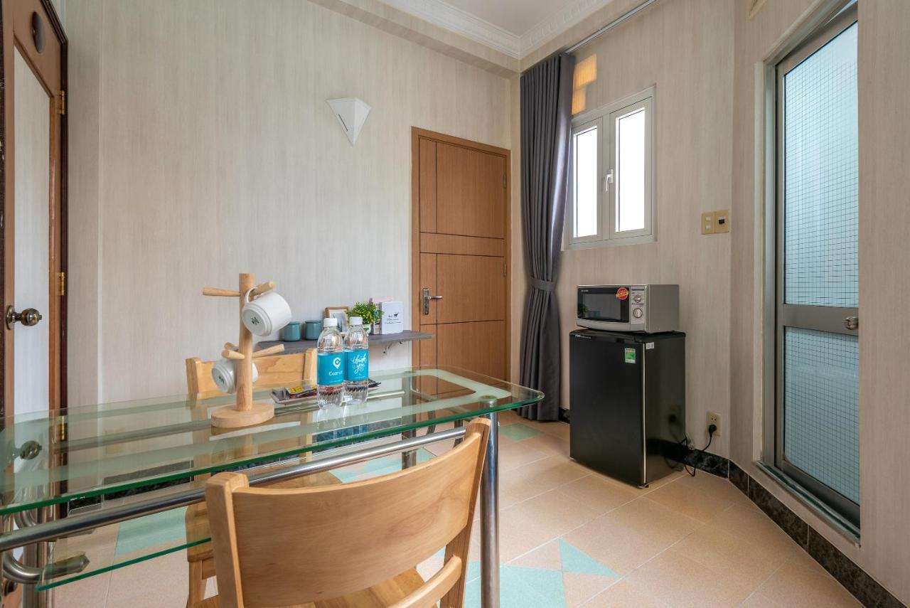 Cozrum Homes - Delightful Corner 2 ホーチミン市 エクステリア 写真