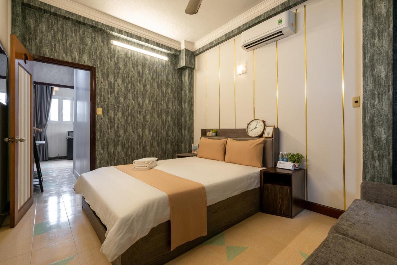 Cozrum Homes - Delightful Corner 2 ホーチミン市 エクステリア 写真